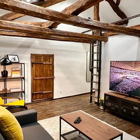 Ferienhaus туйковата къща The Tuikov House