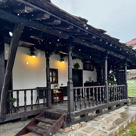 туйковата къща The Tuikov House * Тетевен